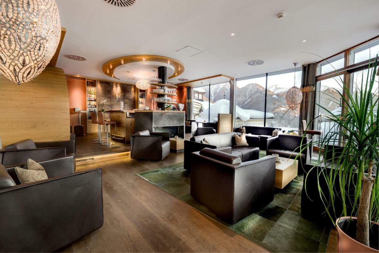 Hotel Wellnessresidenz Schalber Serfaus Esterno foto